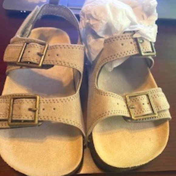 Step into Summer: Brand New OshKosh Toddler Sandals for Stylish Comfort!  SZ 11 - Picture 1 of 5